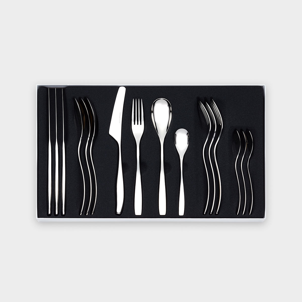 Julie cutlery set 16 pieces product image