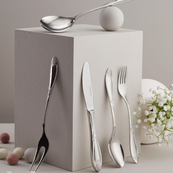 Nina cutlery parts and serving set