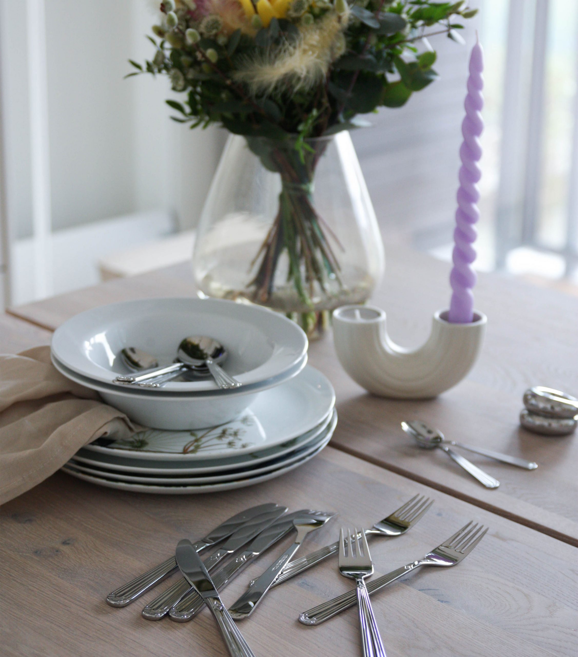 Renessanse cutlery parts spring table