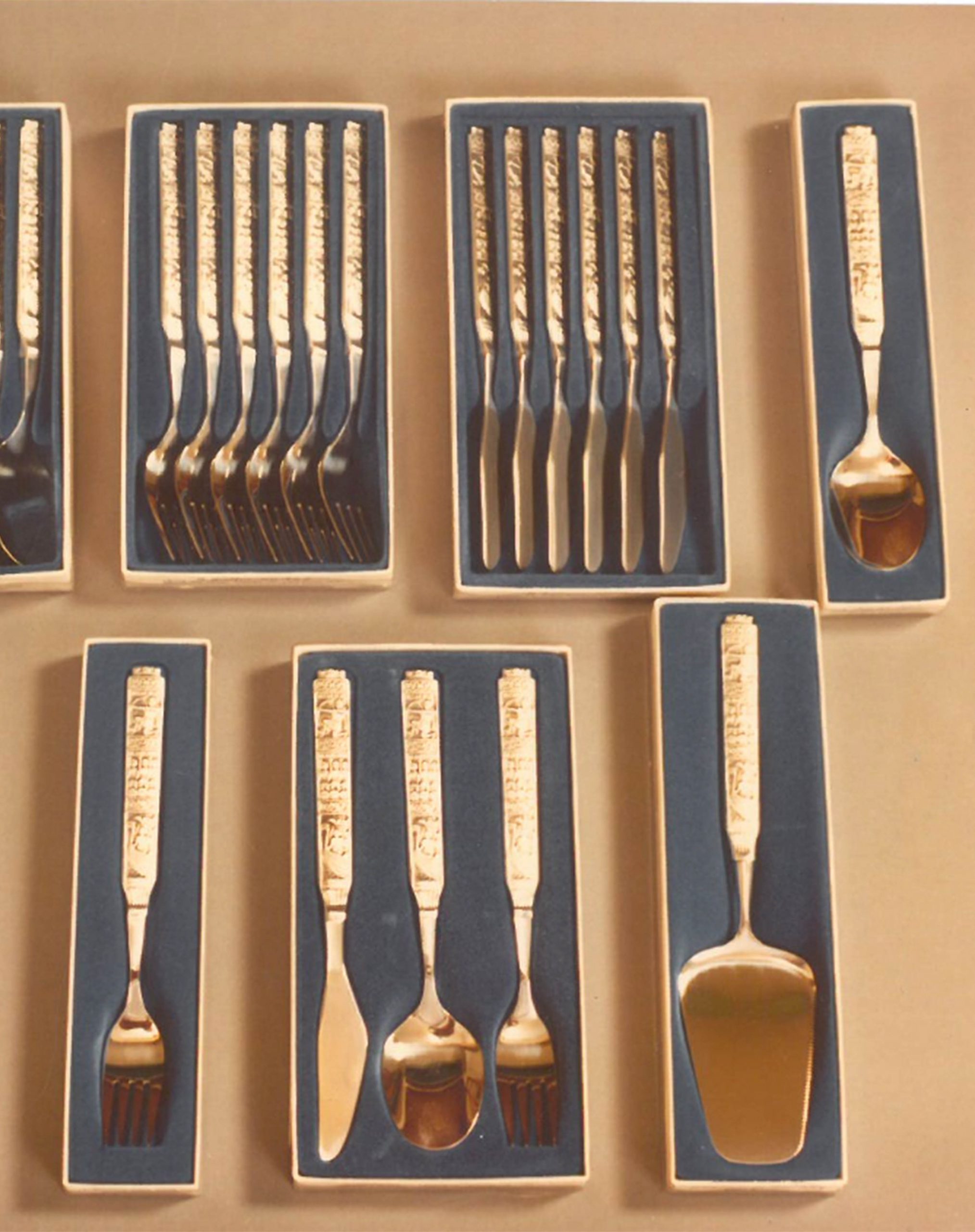 Hardanger tin cutlery diffrent gift boxes