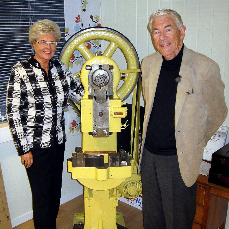 Founder Odd Leikvoll and his wife with hardanger bestikk's first machine